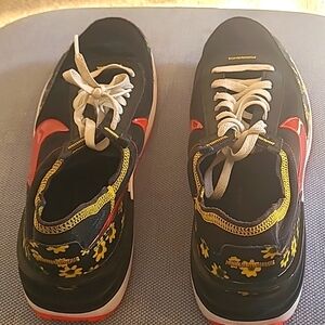 Nike waffle sneakers